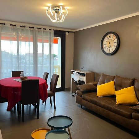 Sun Escape, Appart Renove Climatise 3 Pieces 4-6 Pers, 350M De La Plage Marseille Ngoại thất bức ảnh